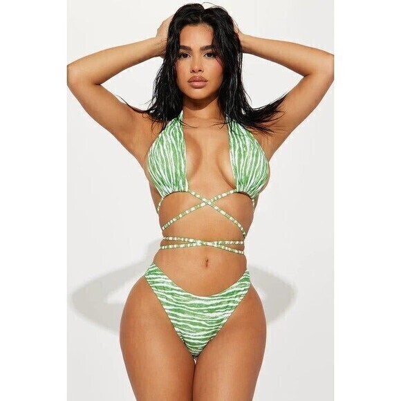 TheFreeYoga Green Criss Cross String Cheeky 2 Piece Bikini Size S RefM022‎ - Picture 1 of 7